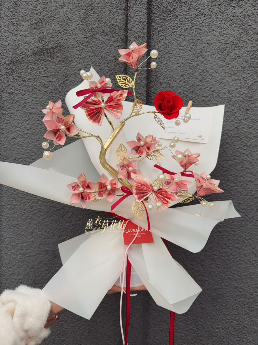 有錢花~鈔票花~有燈115100701