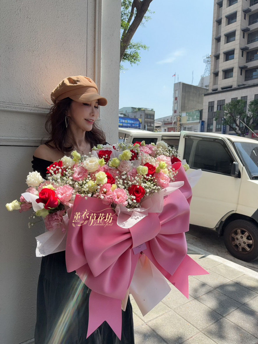 10朵玫瑰花束&巨大蝴蝶結111120909