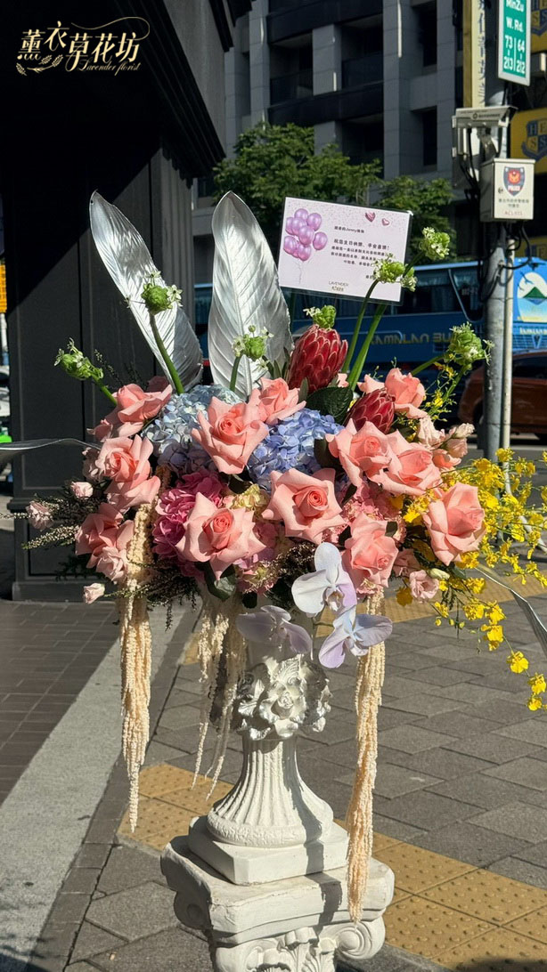 盆花設計~115081011