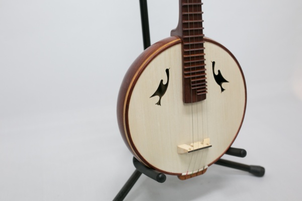 梁浩红花梨如意牡丹头花高音阮