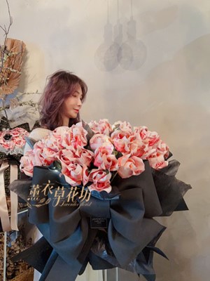 鈔票花束30朵 ~巨大蝴蝶結112010601