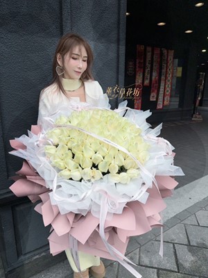 99朵白玫瑰花束111111012