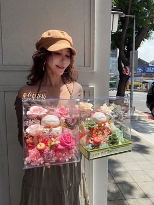 招財貓&永生花&壓克力花箱~115070201