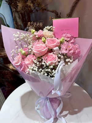 玫瑰/桔梗花束~預定台北市免運費 112072803