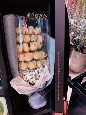 香檳玫瑰歐式花盒設計b080711
