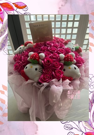 精緻花禮~33朵香氛玫瑰花束+玩偶Hello Kitty~GB5-01