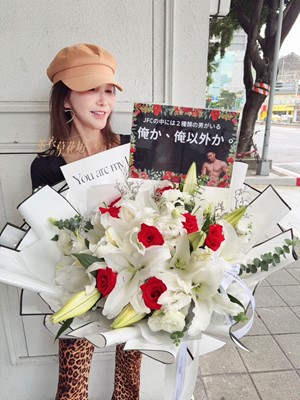 香水百合花束108061529