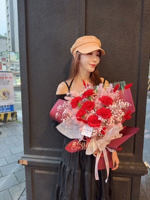 進口~康乃馨~韓式花束設計 115042701